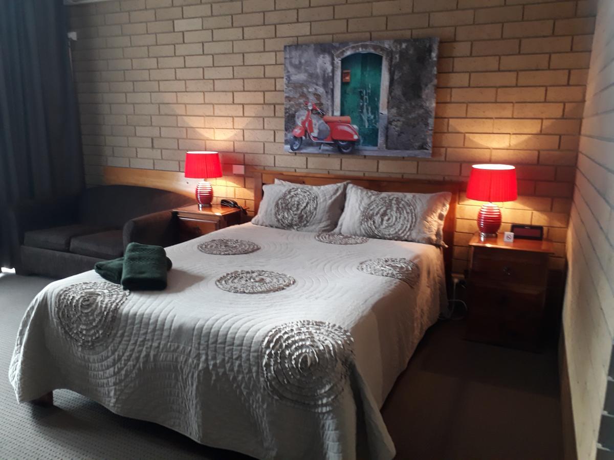 Moe Motor Inn - Contactless 24 Hour Checkinn Available エクステリア 写真